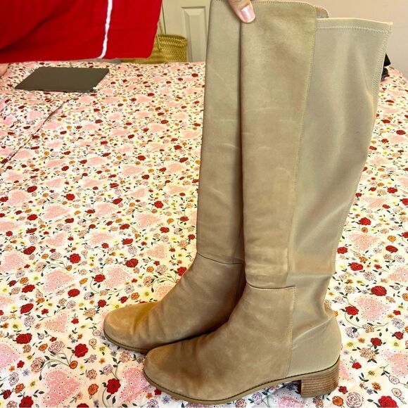 Stuart Weitzman women’s Tan Knee-High Boots - Picture 1 of 6